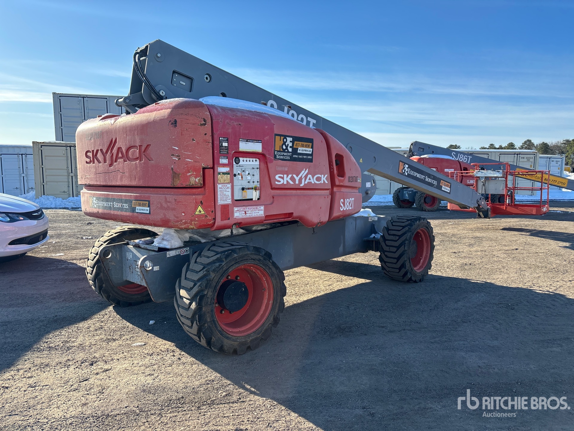 General Appearance with Picture, Right Rear Corner