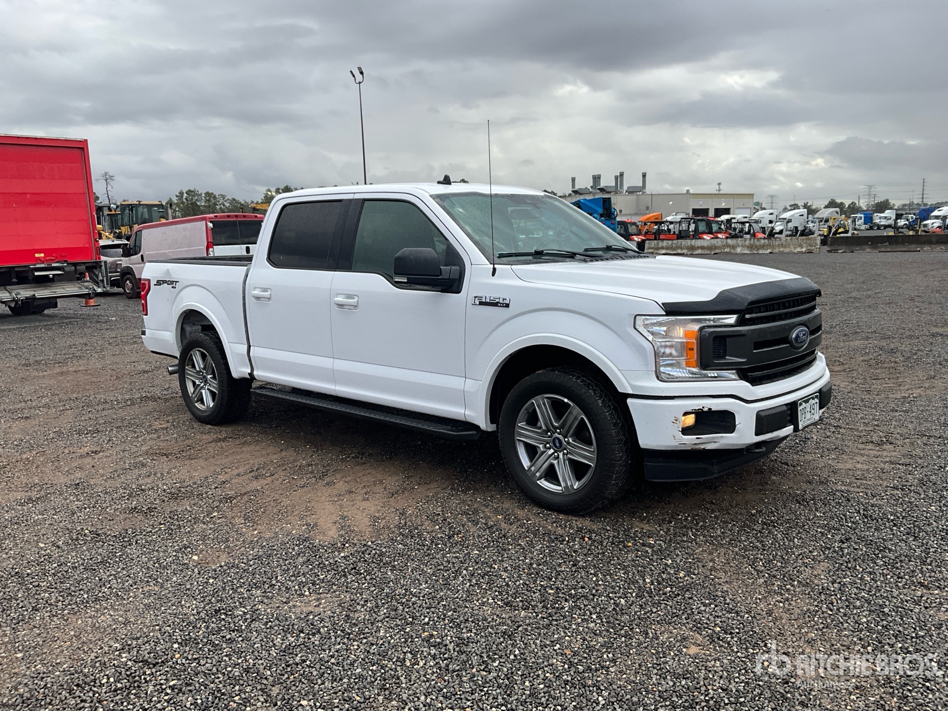 General Appearance with Picture, Right Front Corner