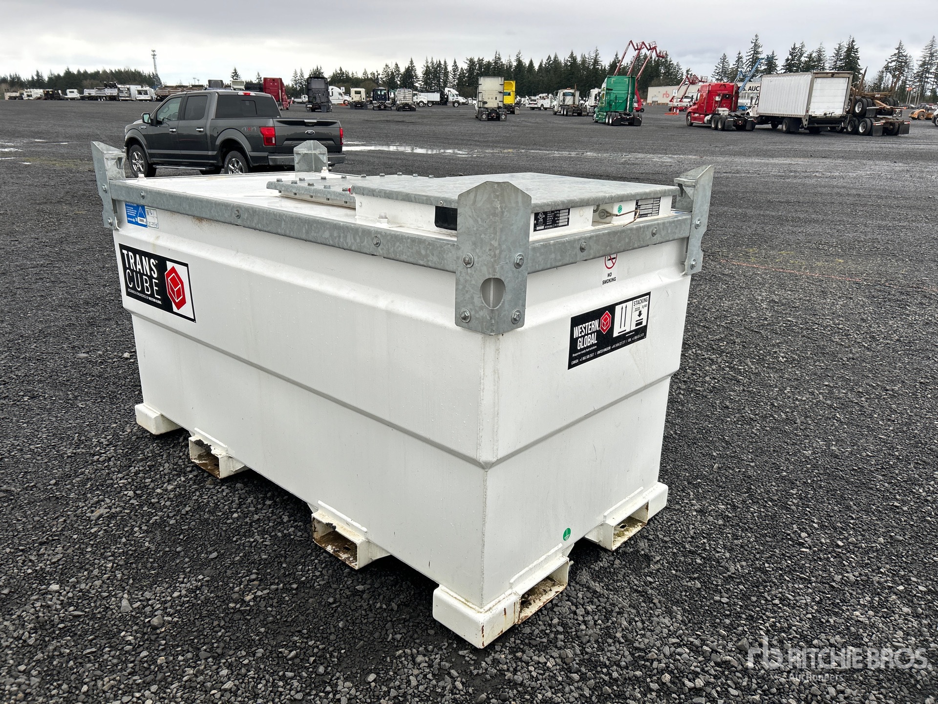 General Appearance with Bild, Ecke vorne links