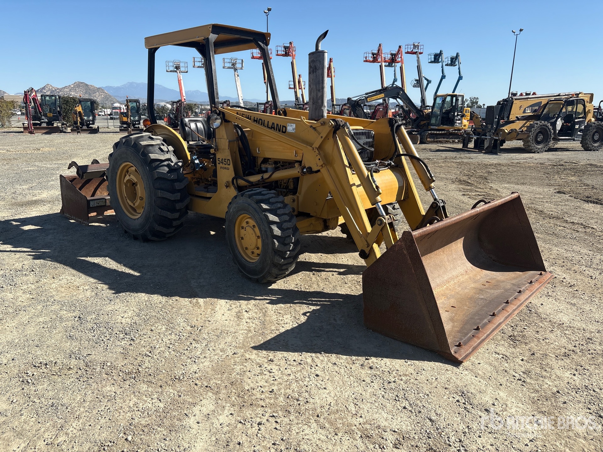 General Appearance with Picture, Right Front Corner