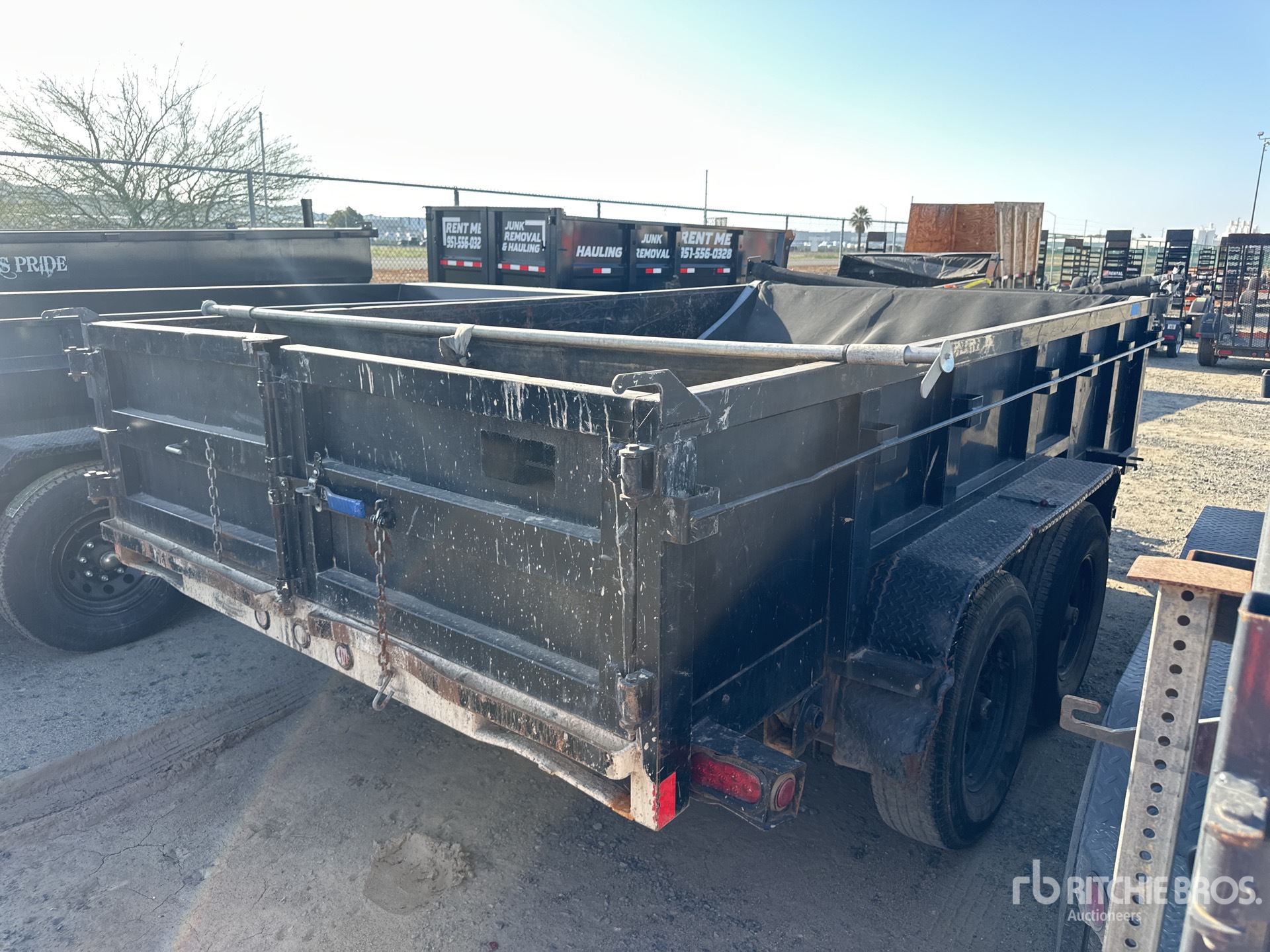 General Appearance with Image, coin arrière droit