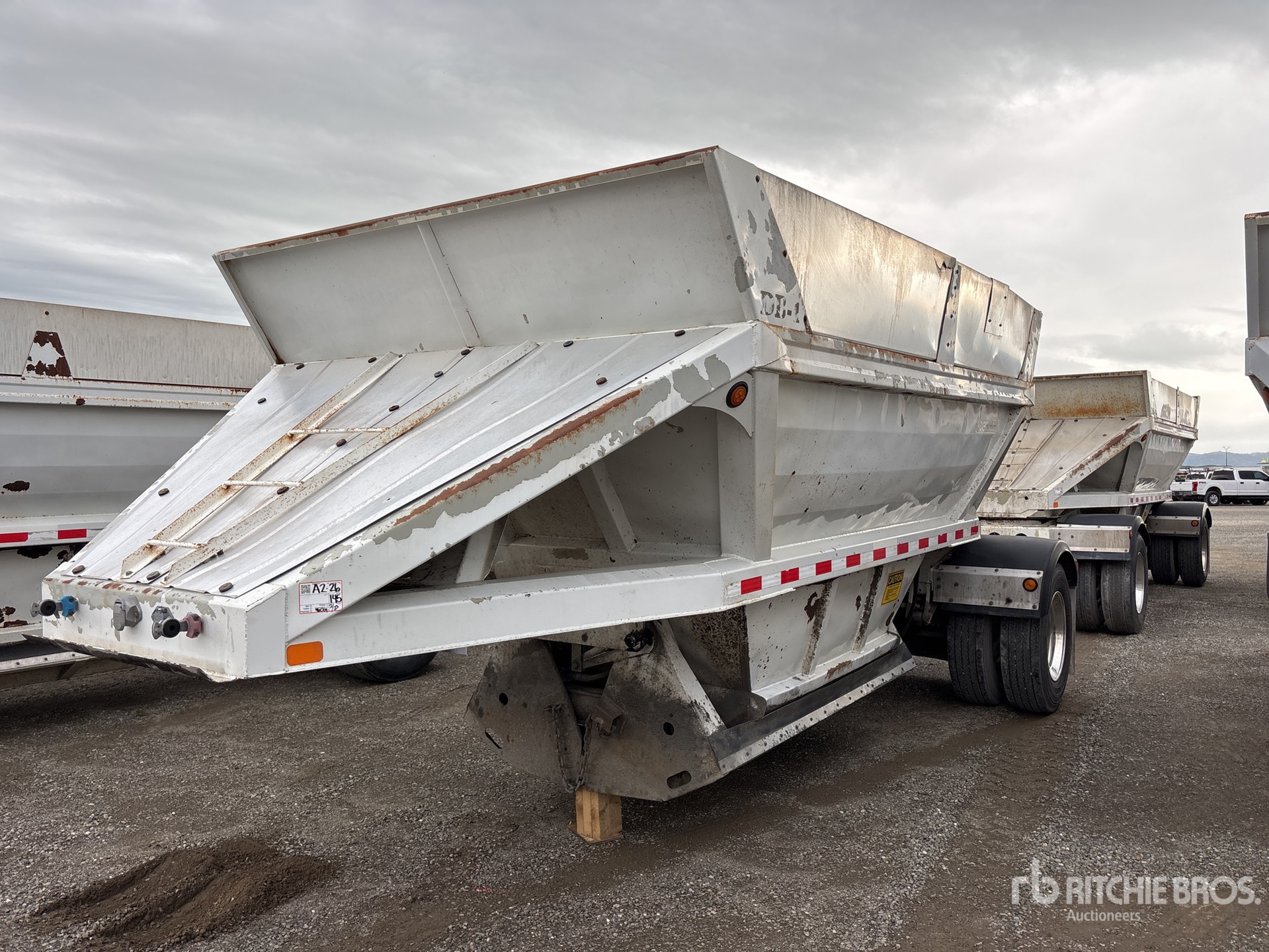 General Appearance with Featured Photo