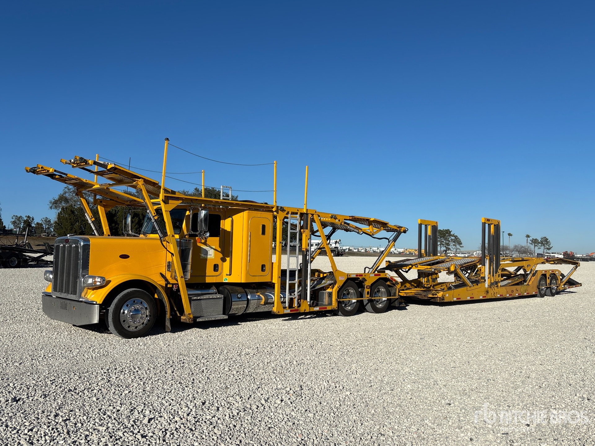 General Appearance with Featured Photo