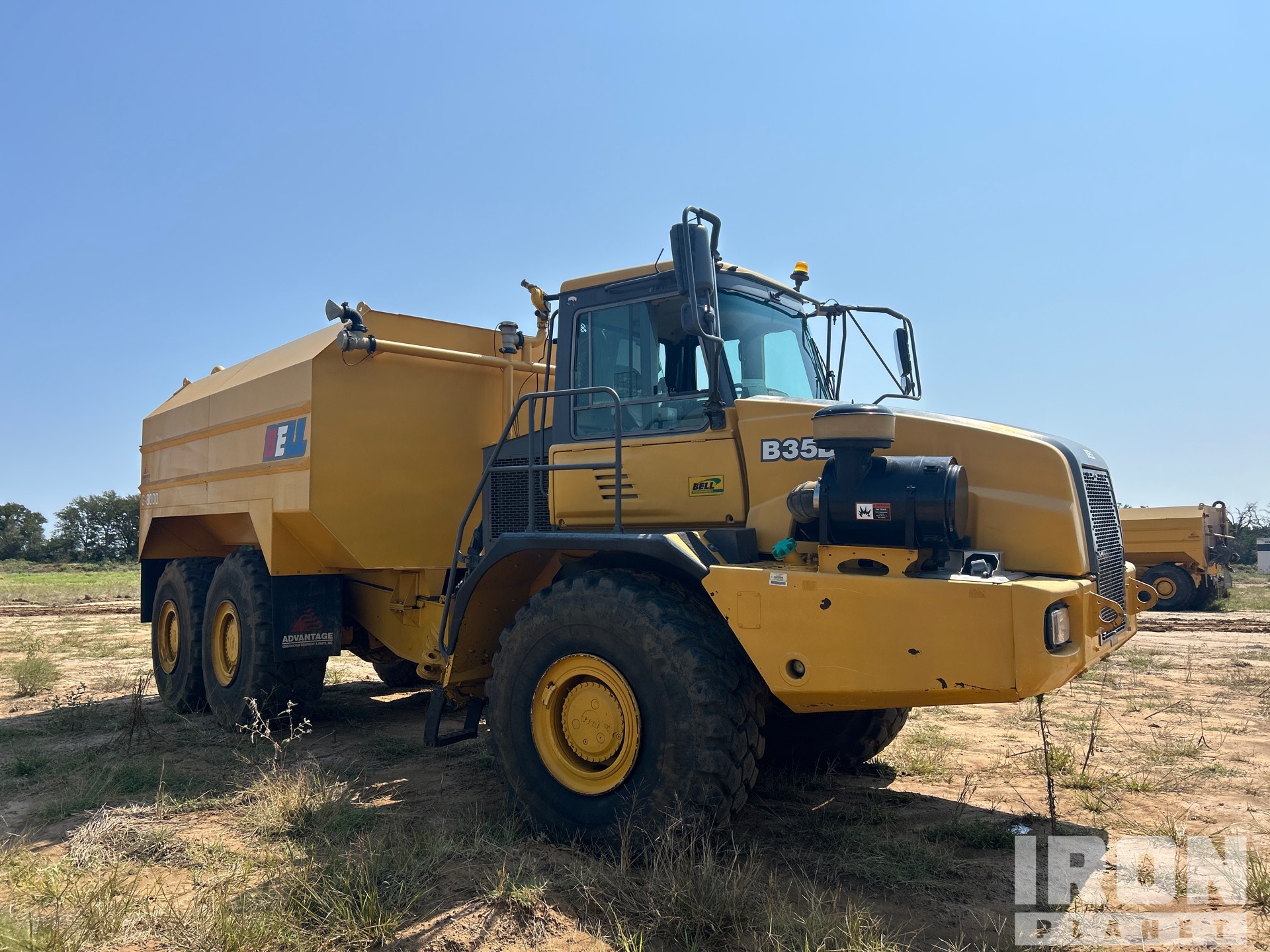 General Appearance with Imagen: esquina delantera derecha