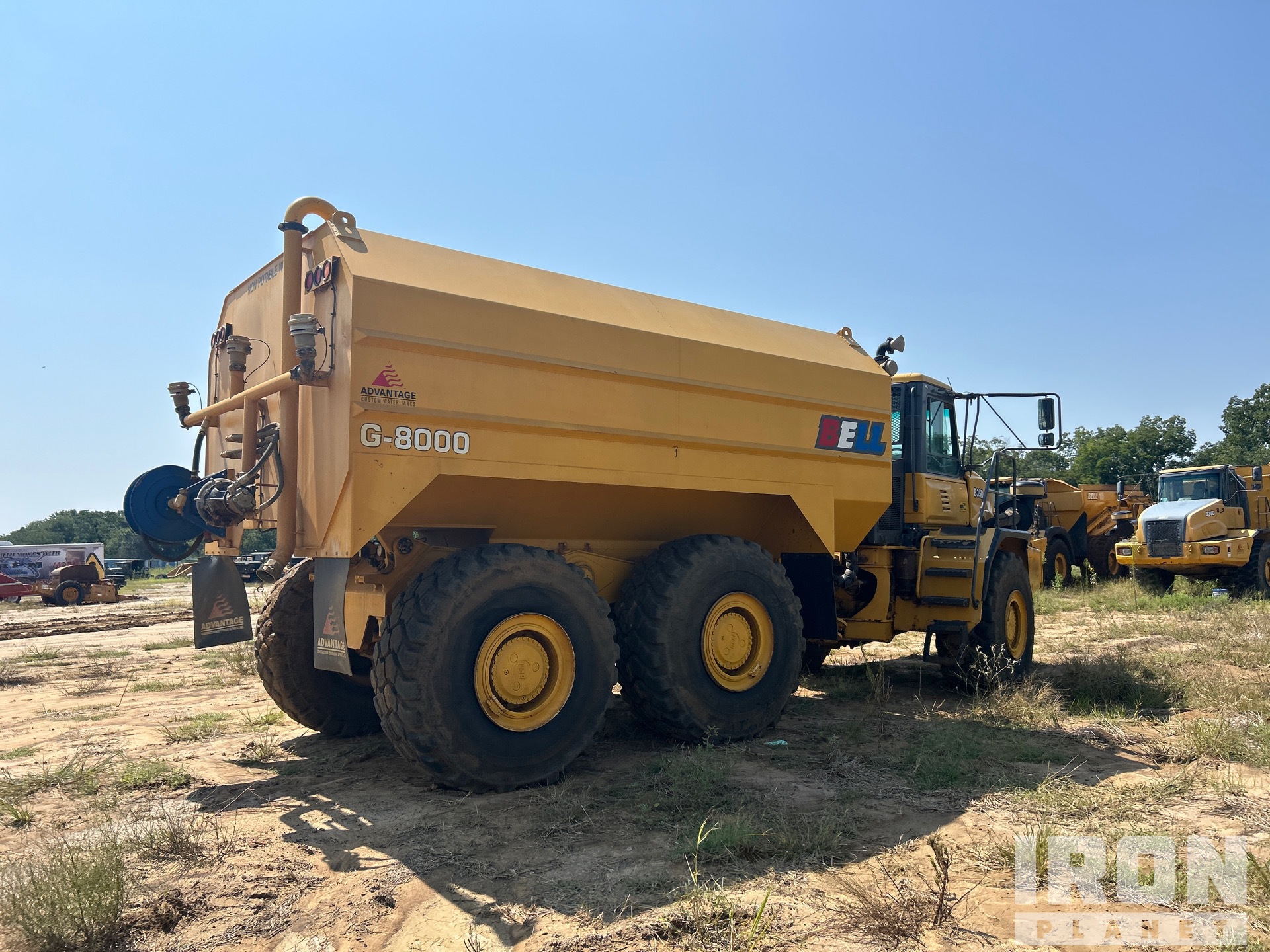 General Appearance with Imagen: esquina trasera derecha