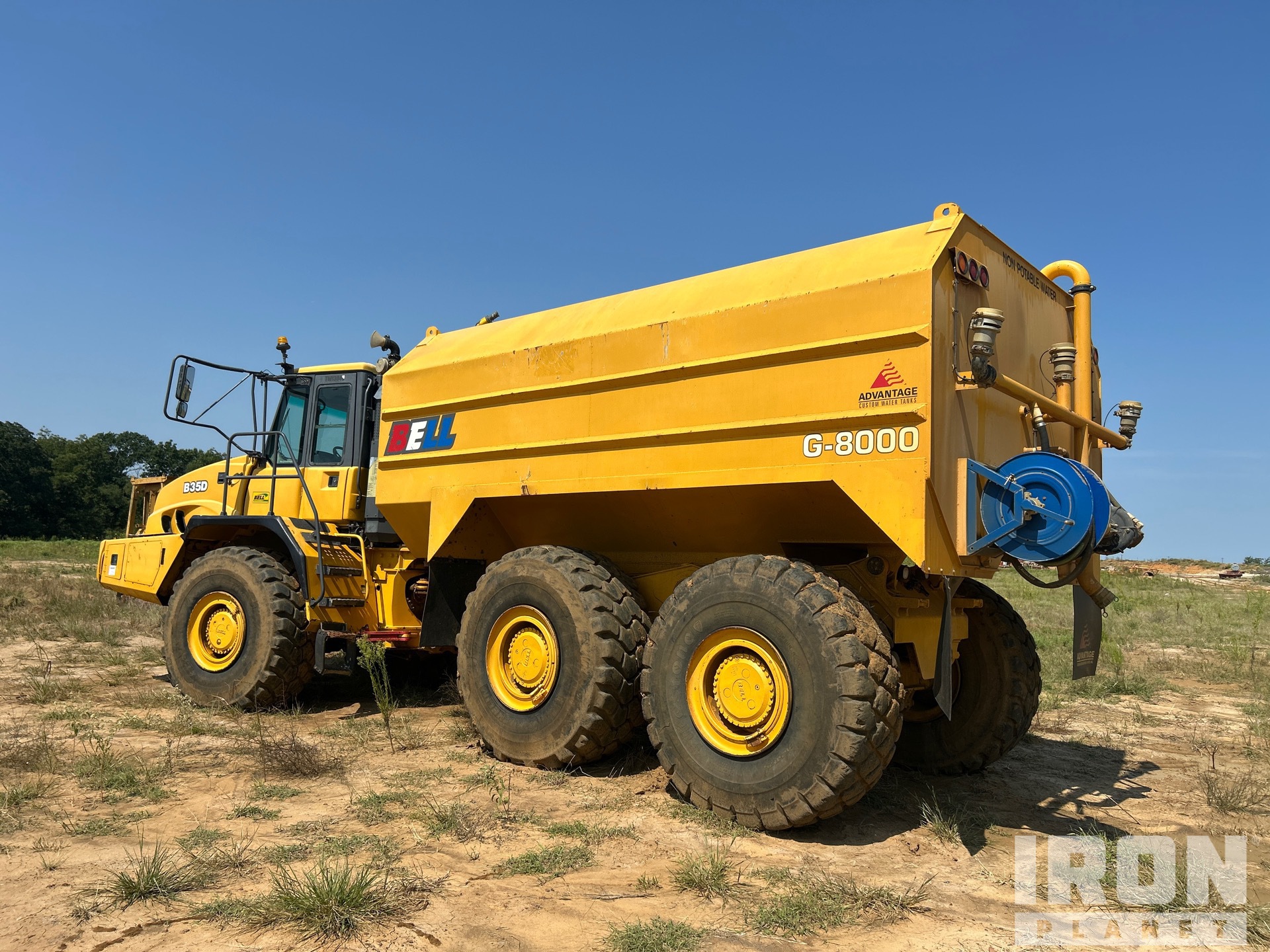 General Appearance with Imagen: esquina trasera izquierda