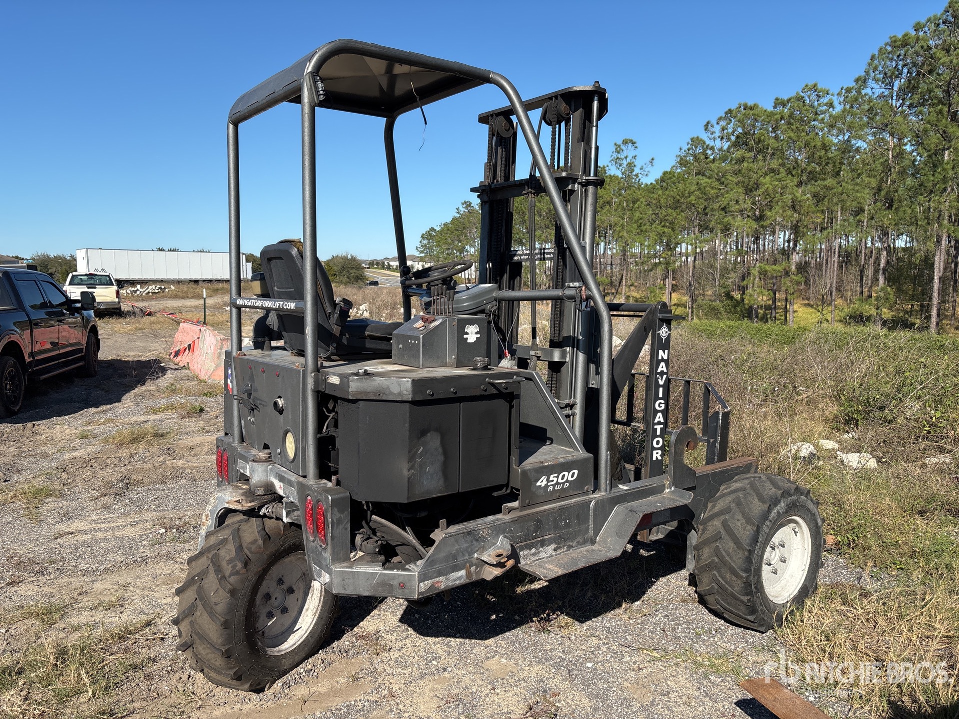 General Appearance with Picture, Right Rear Corner