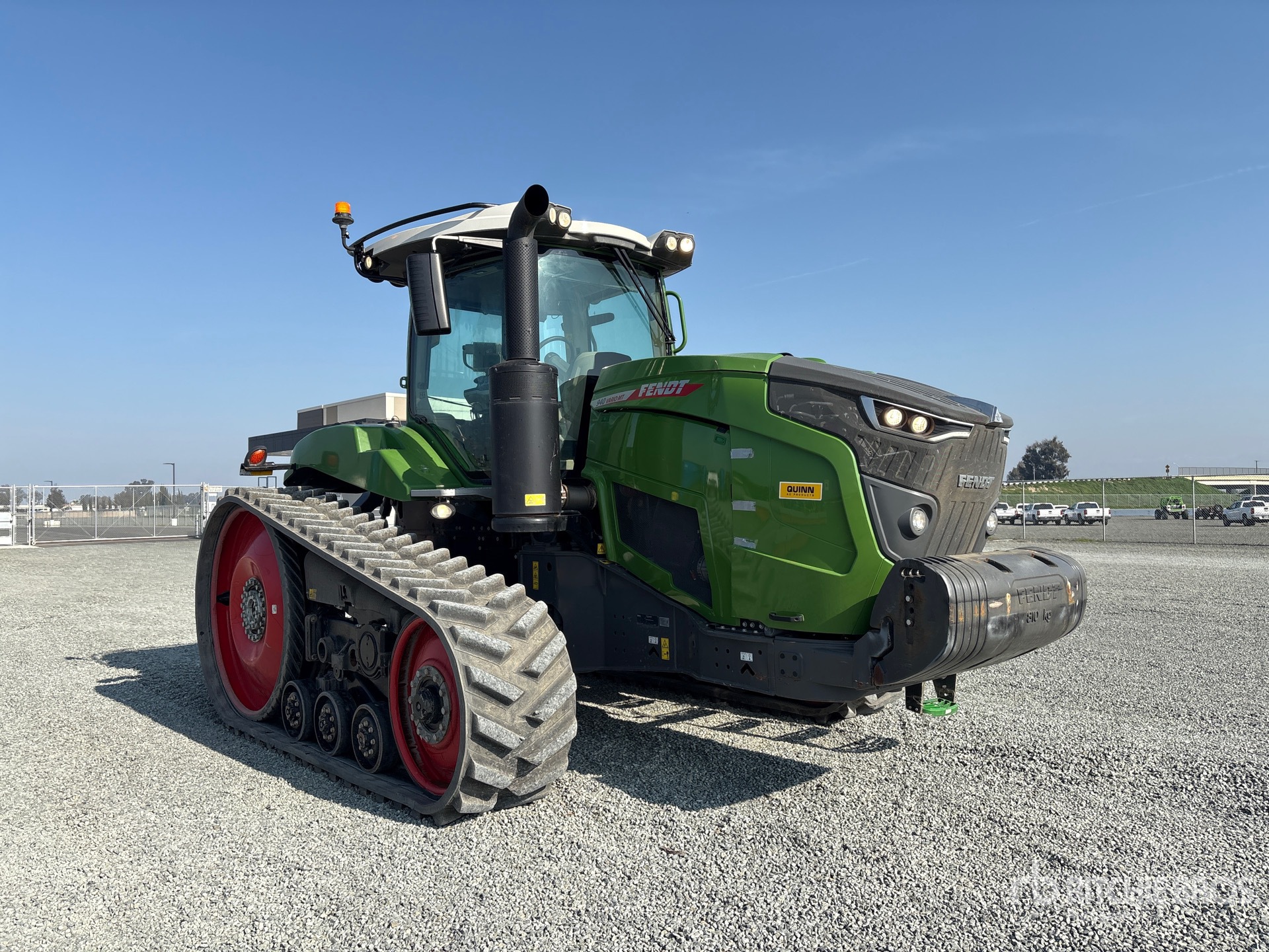 General Appearance with Foto, angolo anteriore destro