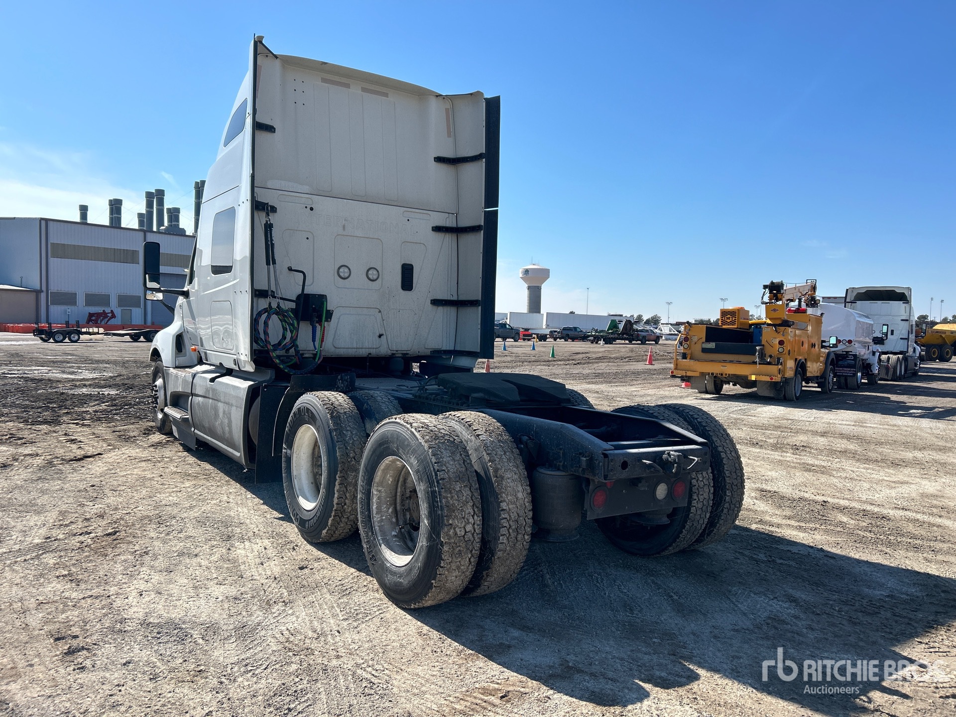 General Appearance with Imagen: esquina trasera izquierda