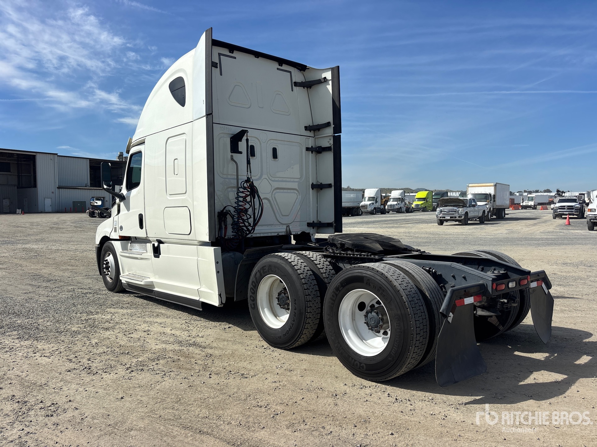 General Appearance with Image, coin arrière gauche