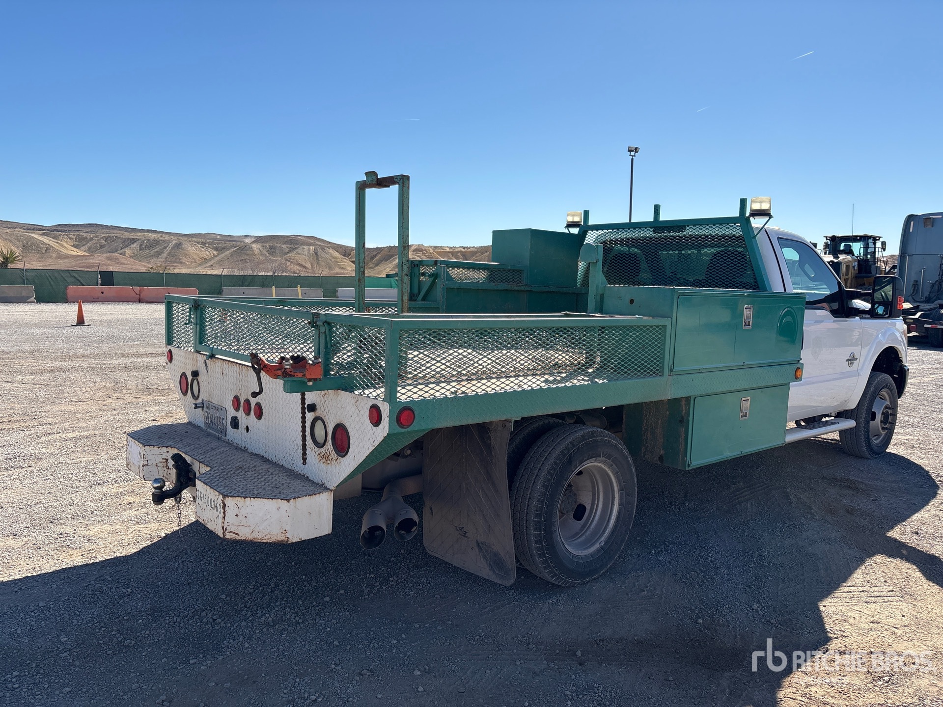 General Appearance with Bild, Ecke hinten rechts