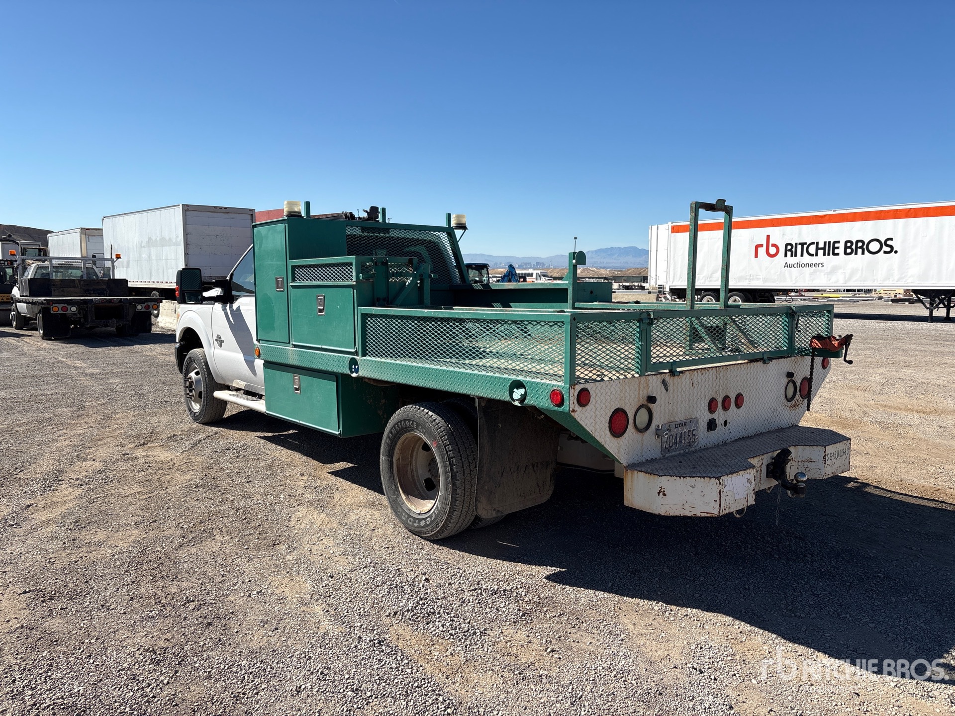 General Appearance with Bild, Ecke hinten links