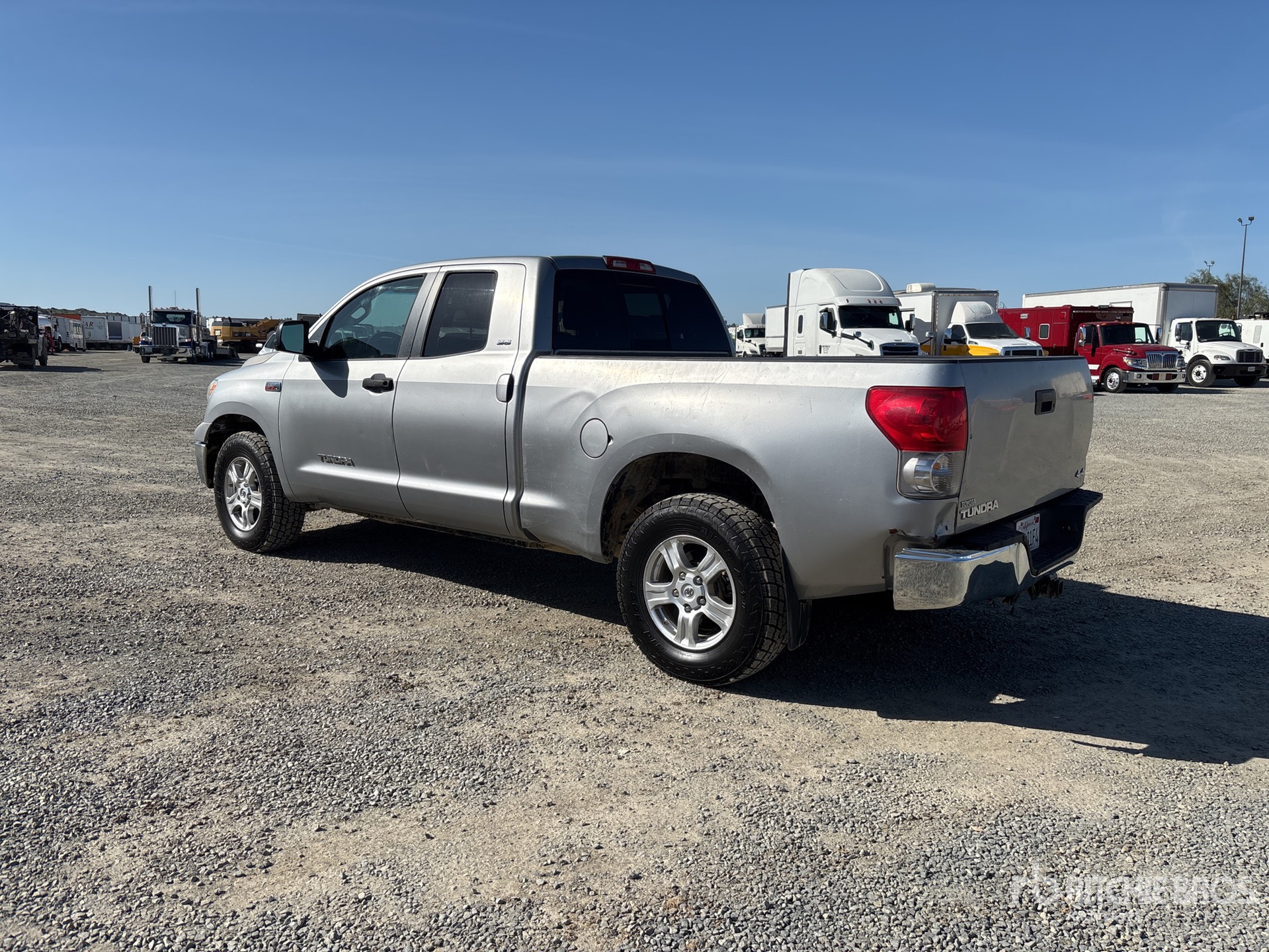 General Appearance with Imagen: esquina trasera izquierda