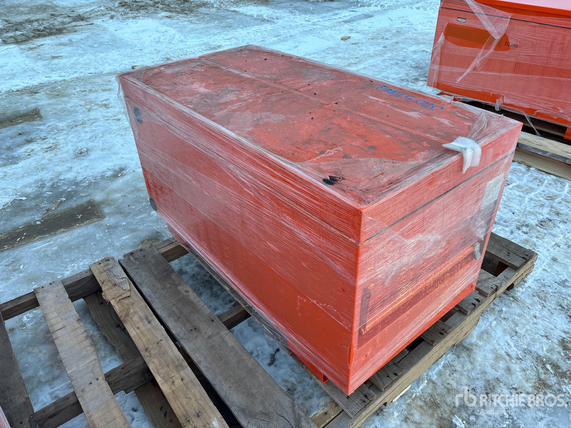 General Appearance with Bild, Ecke vorne links