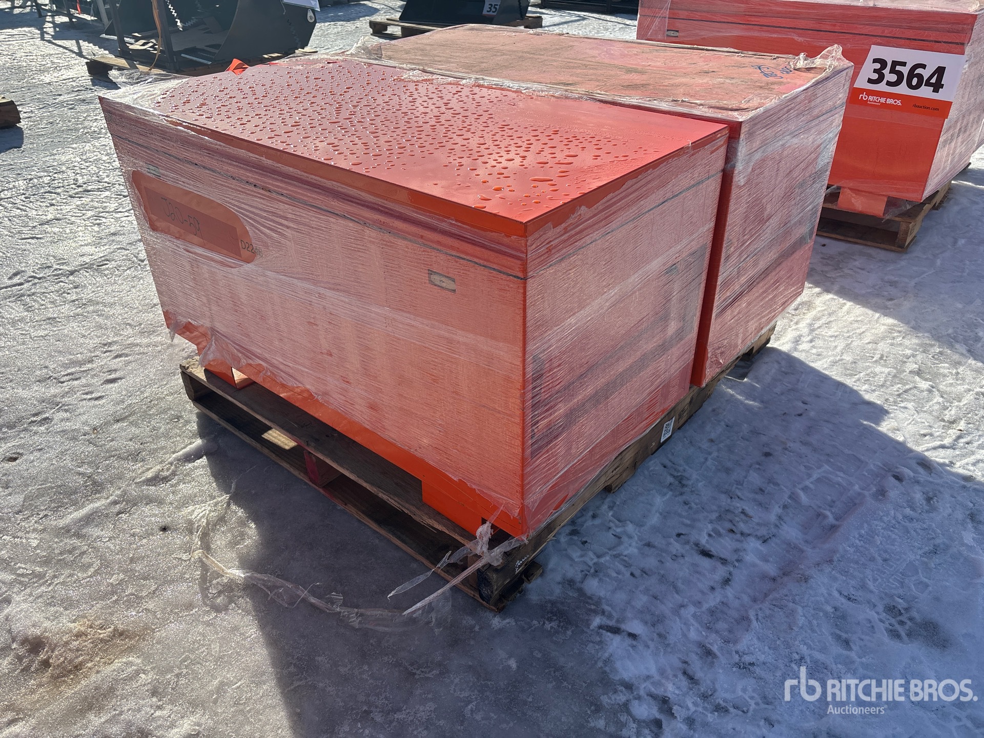 General Appearance with Foto, angolo anteriore sinistro