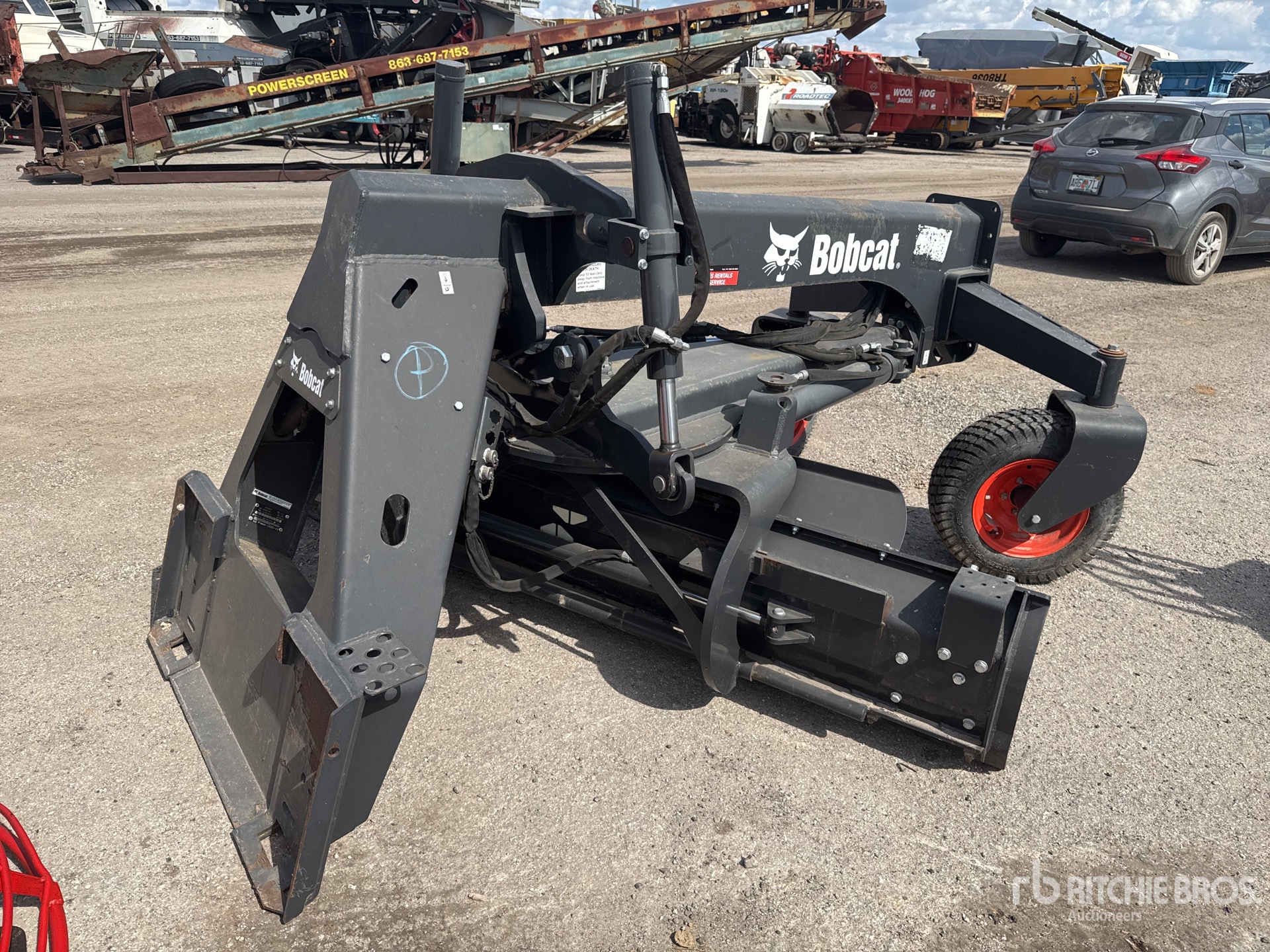 General Appearance with Foto, angolo anteriore sinistro