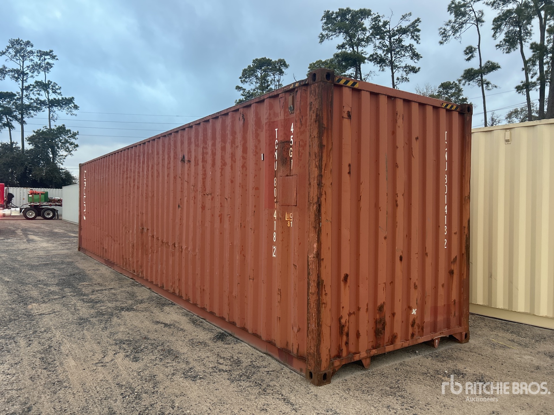 General Appearance with Foto, angolo posteriore sinistro