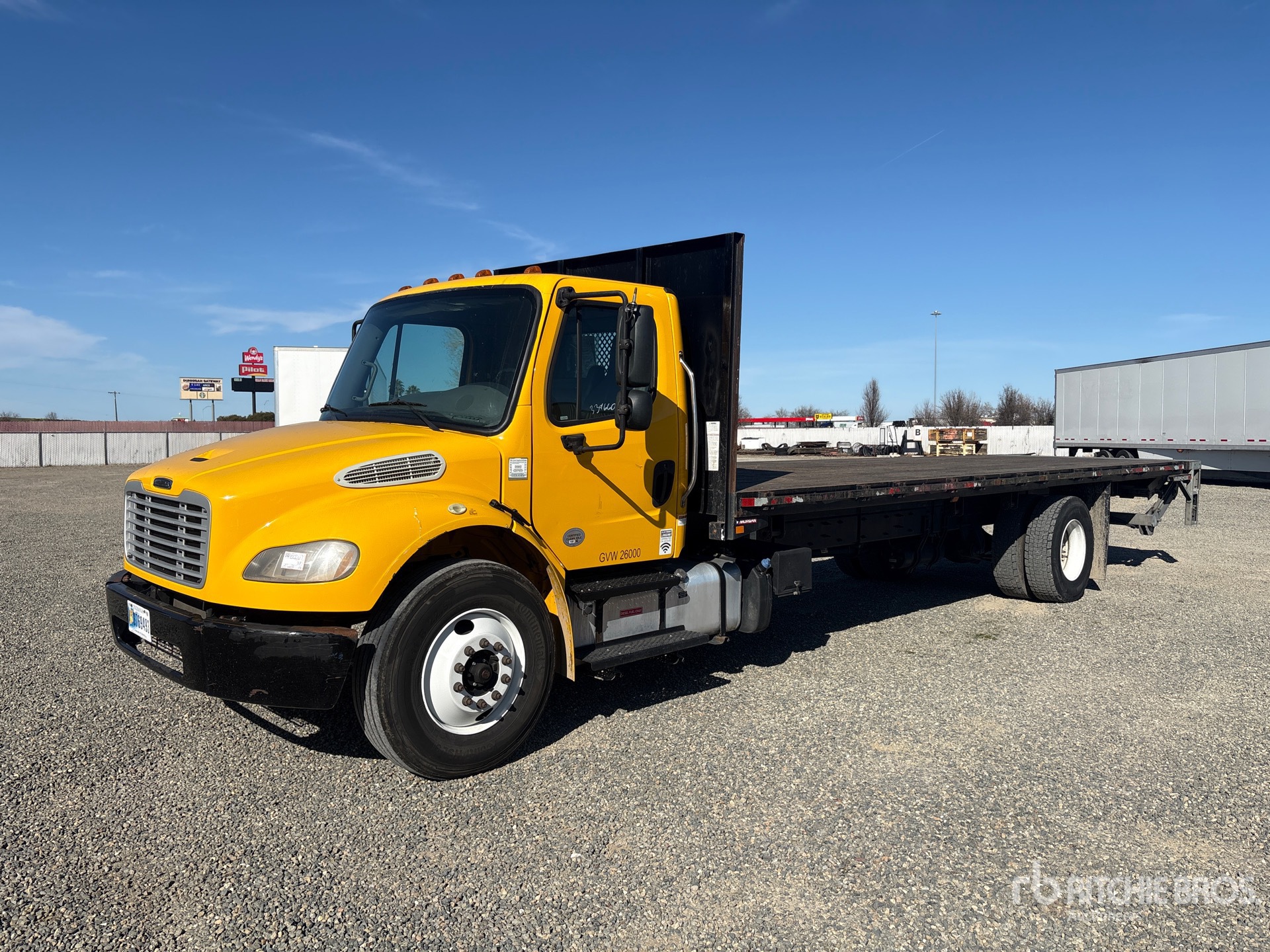 General Appearance with Foto, angolo anteriore sinistro