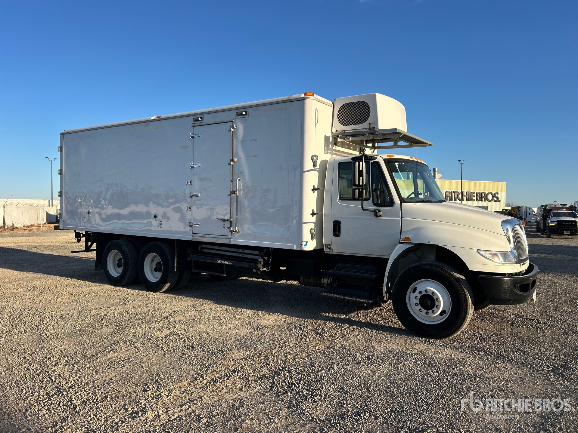 General Appearance with Foto, angolo anteriore destro