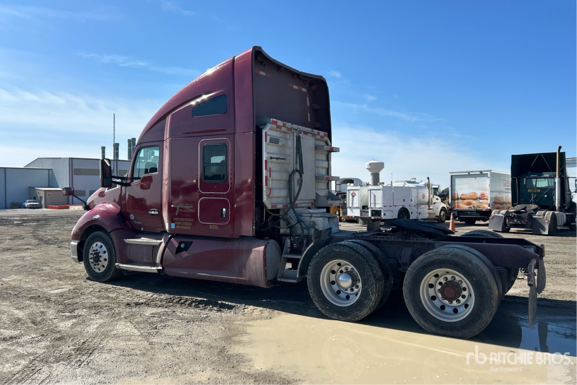 General Appearance with Imagen: esquina trasera izquierda