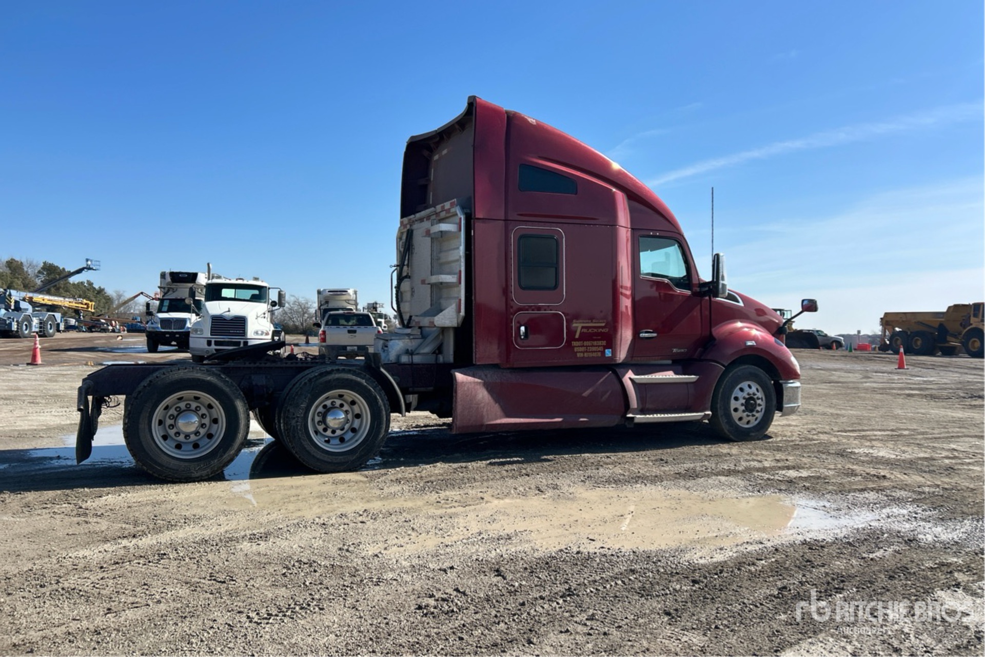 General Appearance with Imagen: esquina trasera derecha