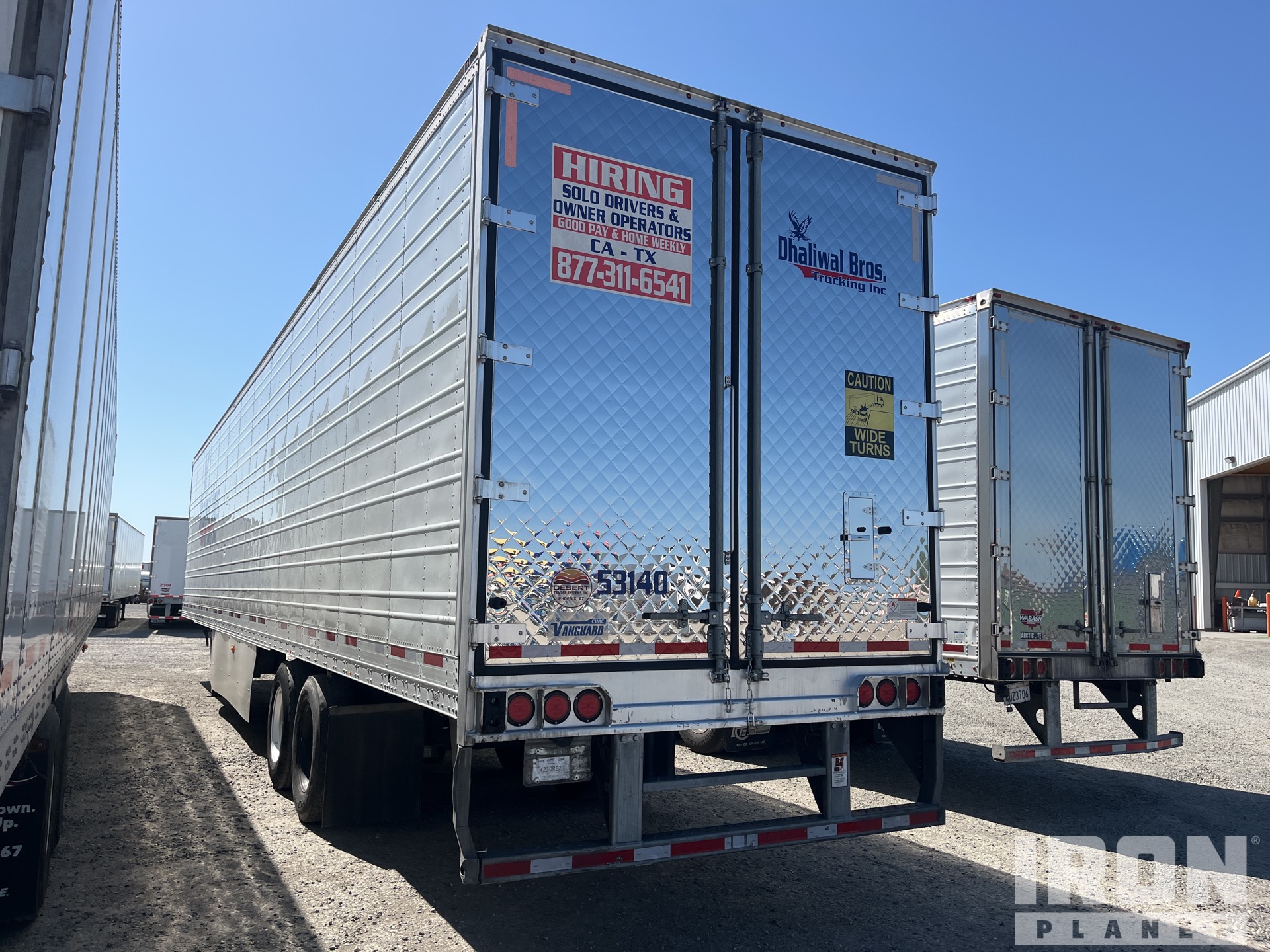 General Appearance with Imagen: esquina trasera izquierda