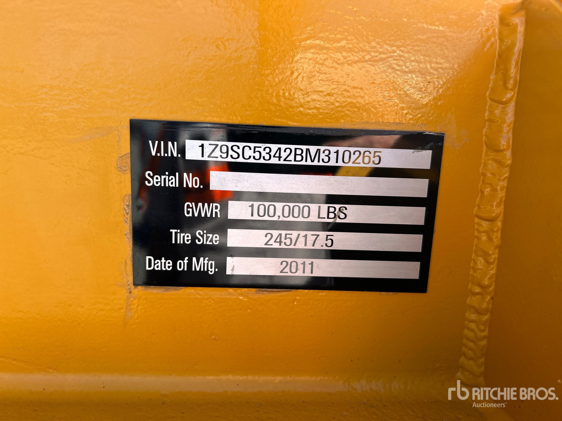 General Appearance with Serial Number / VIN