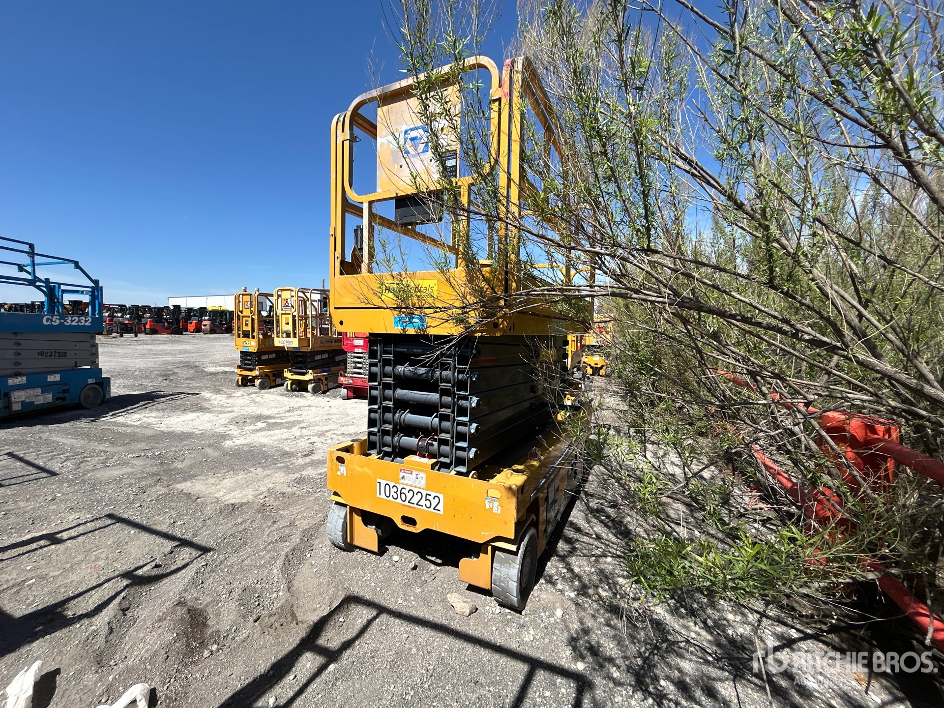 Aspect général with Image, coin avant gauche