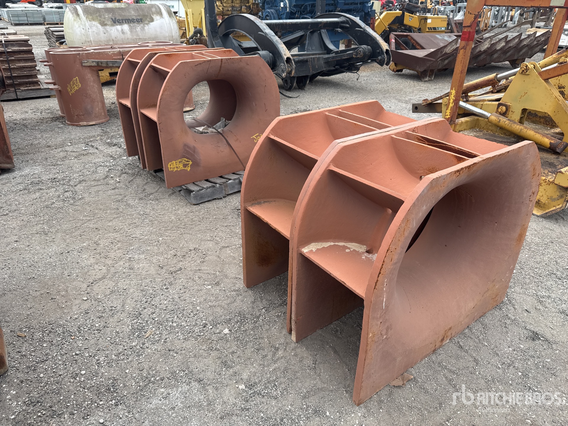 General Appearance with Bild, Ecke hinten links