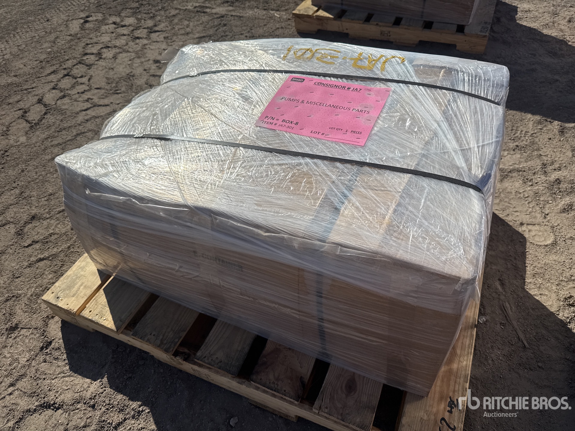 General Appearance with Imagen: esquina trasera izquierda