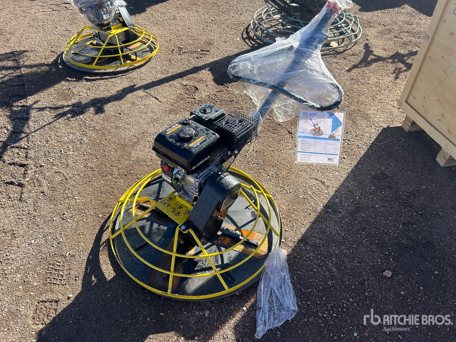 General Appearance with Picture, Left Front Corner