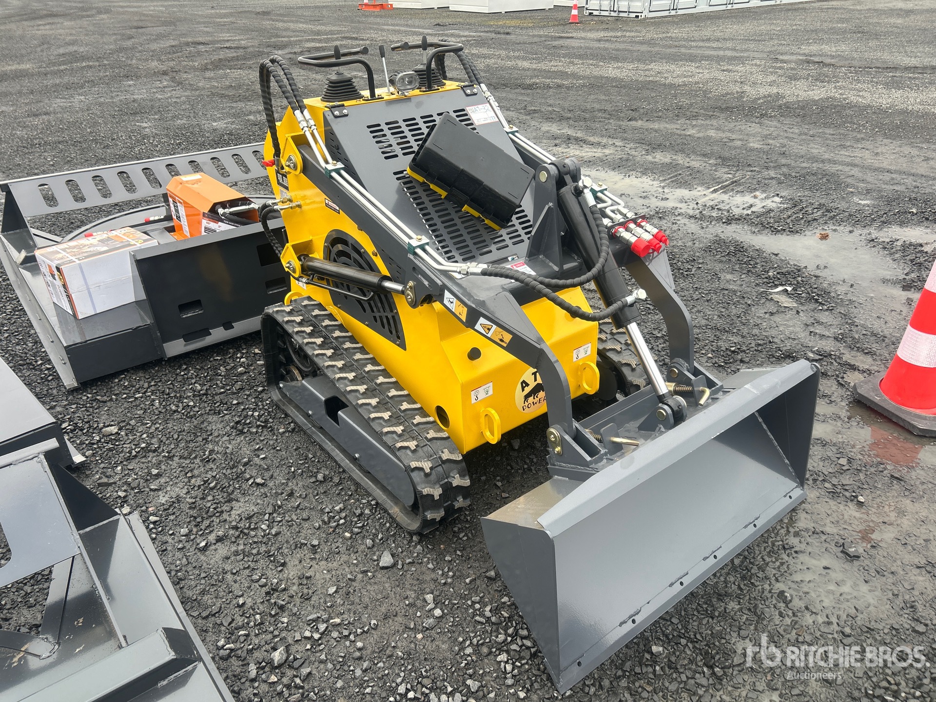 General Appearance with Picture, Right Front Corner