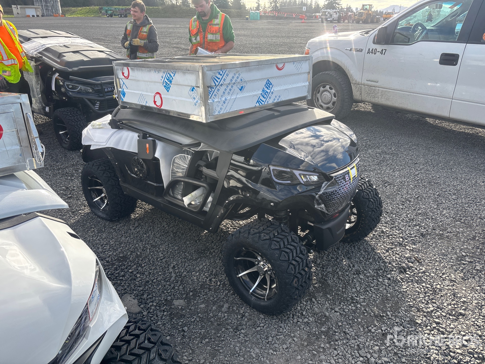 General Appearance with Picture, Right Front Corner