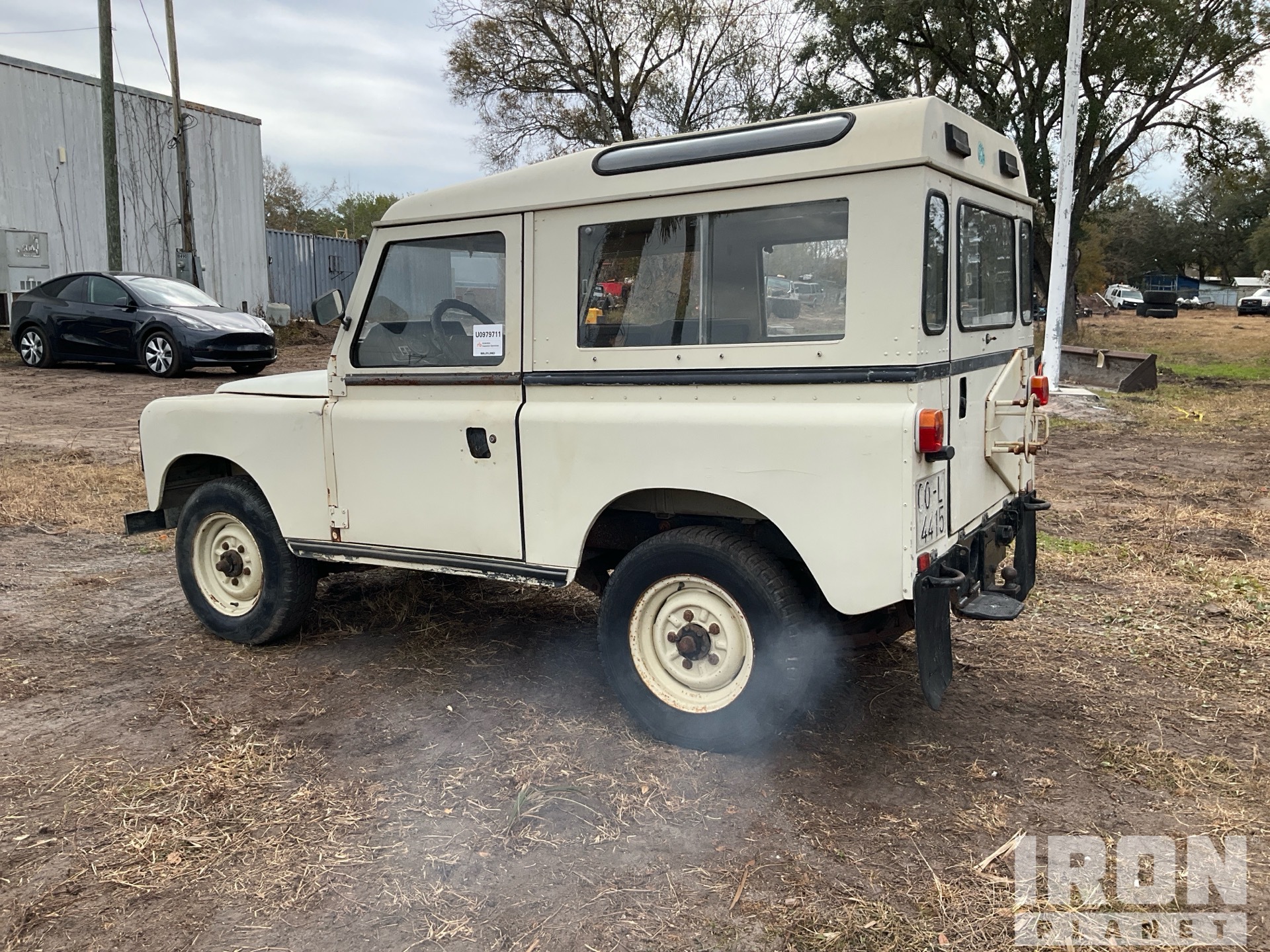 General Appearance with Picture, Left Rear Corner