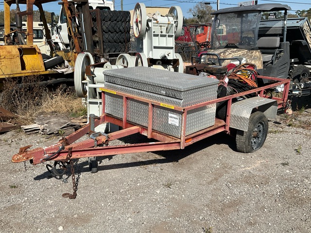 S/A Trailer with pressure washer (Inoperable)
