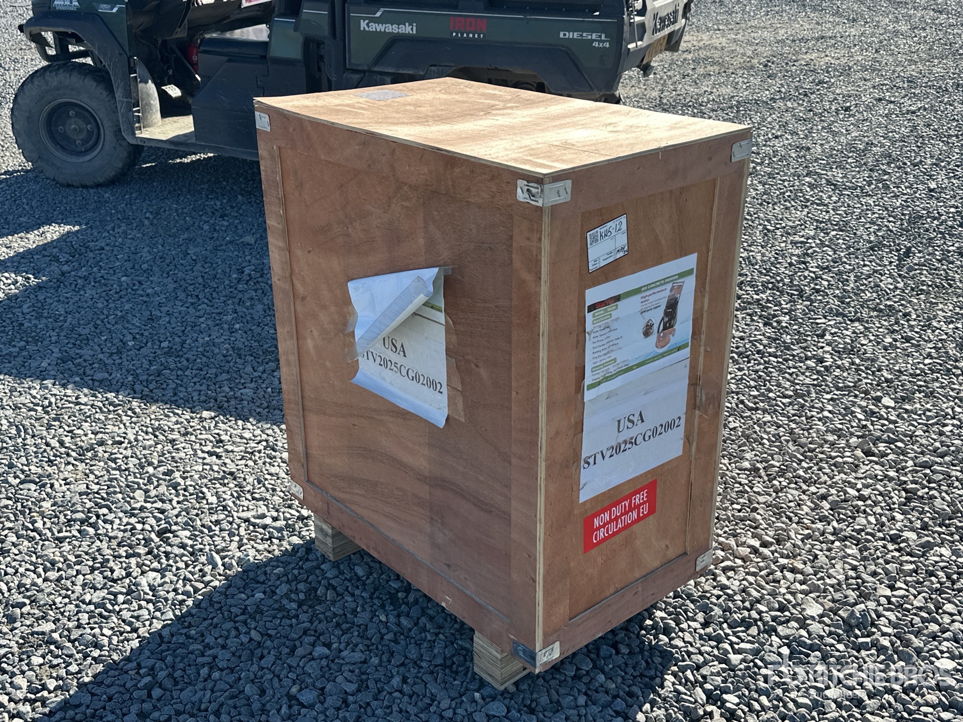 General Appearance with Picture, Right Rear Corner