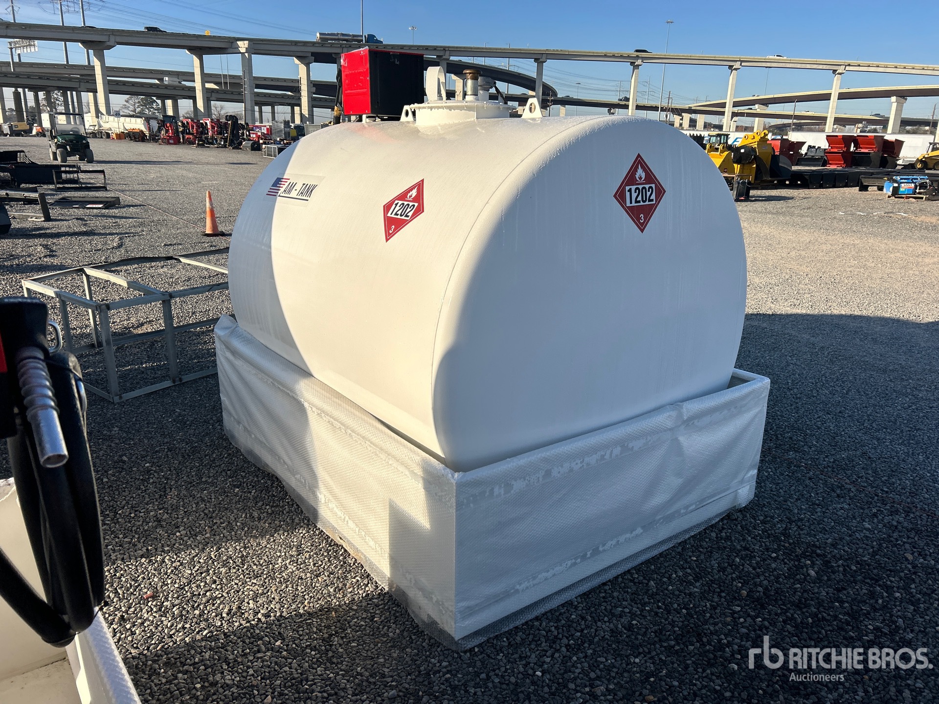 General Appearance with Bild, Ecke hinten links