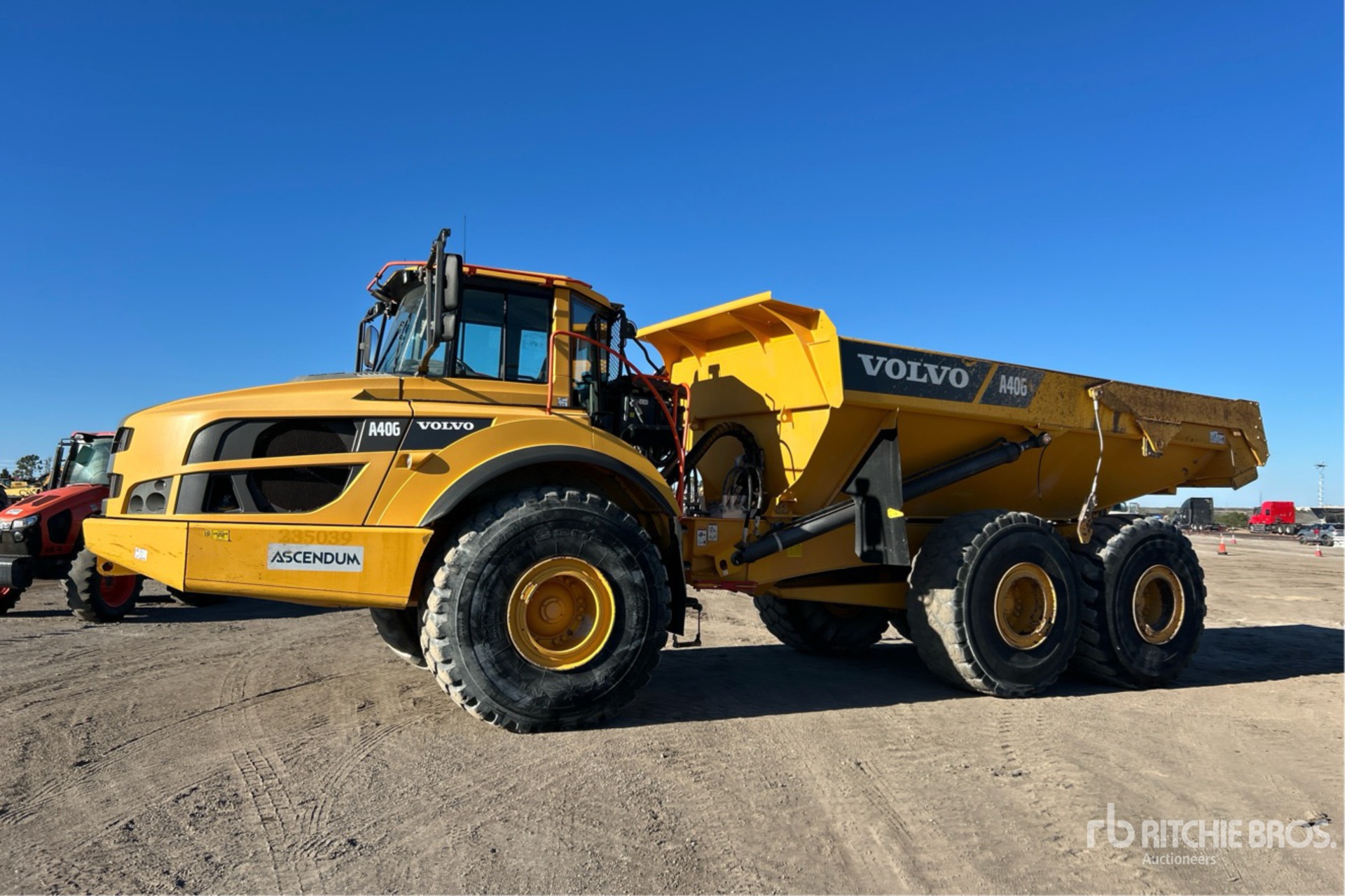 General Appearance with Picture, Left Front Corner