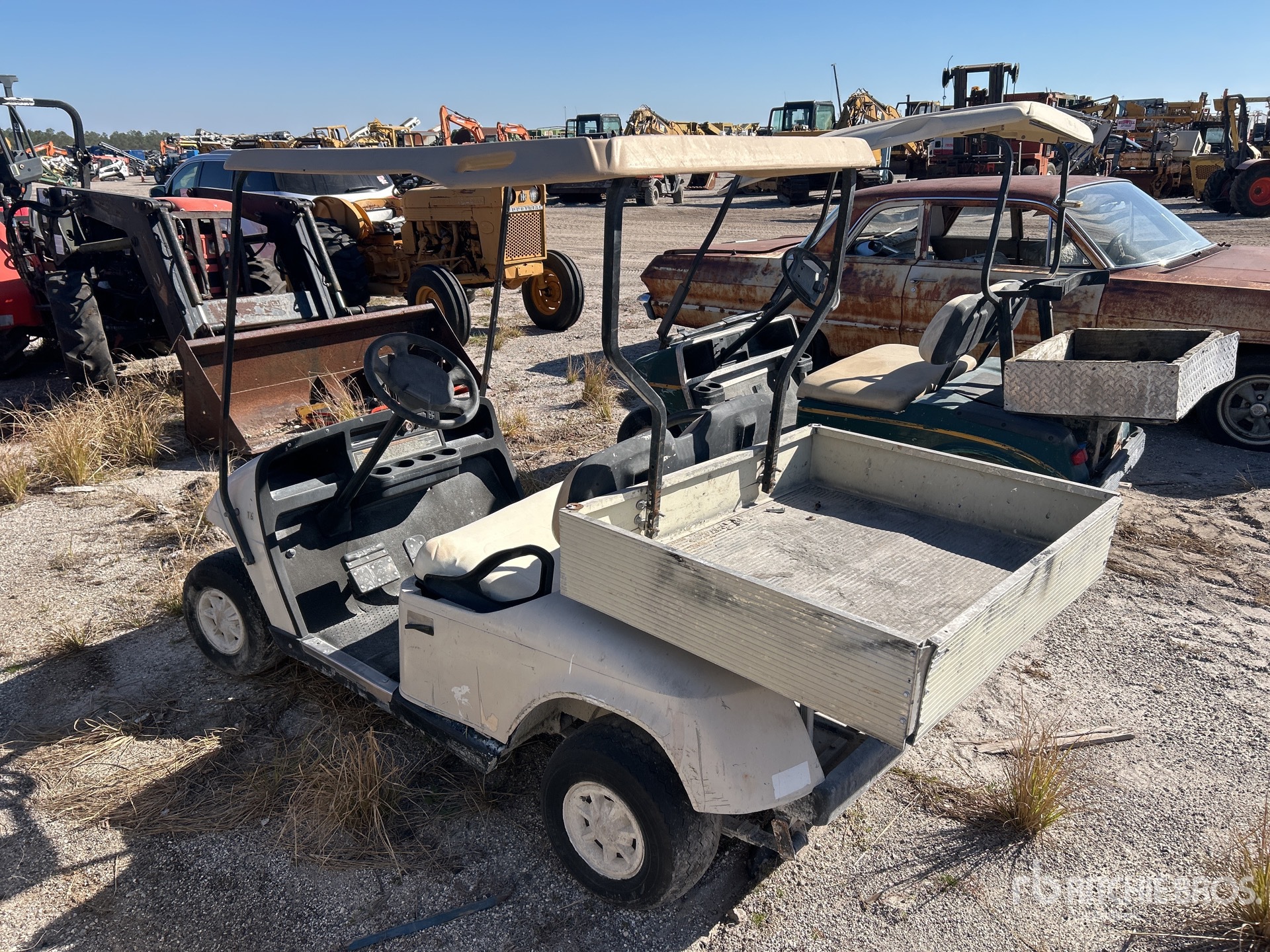 General Appearance with Bild, Ecke hinten links