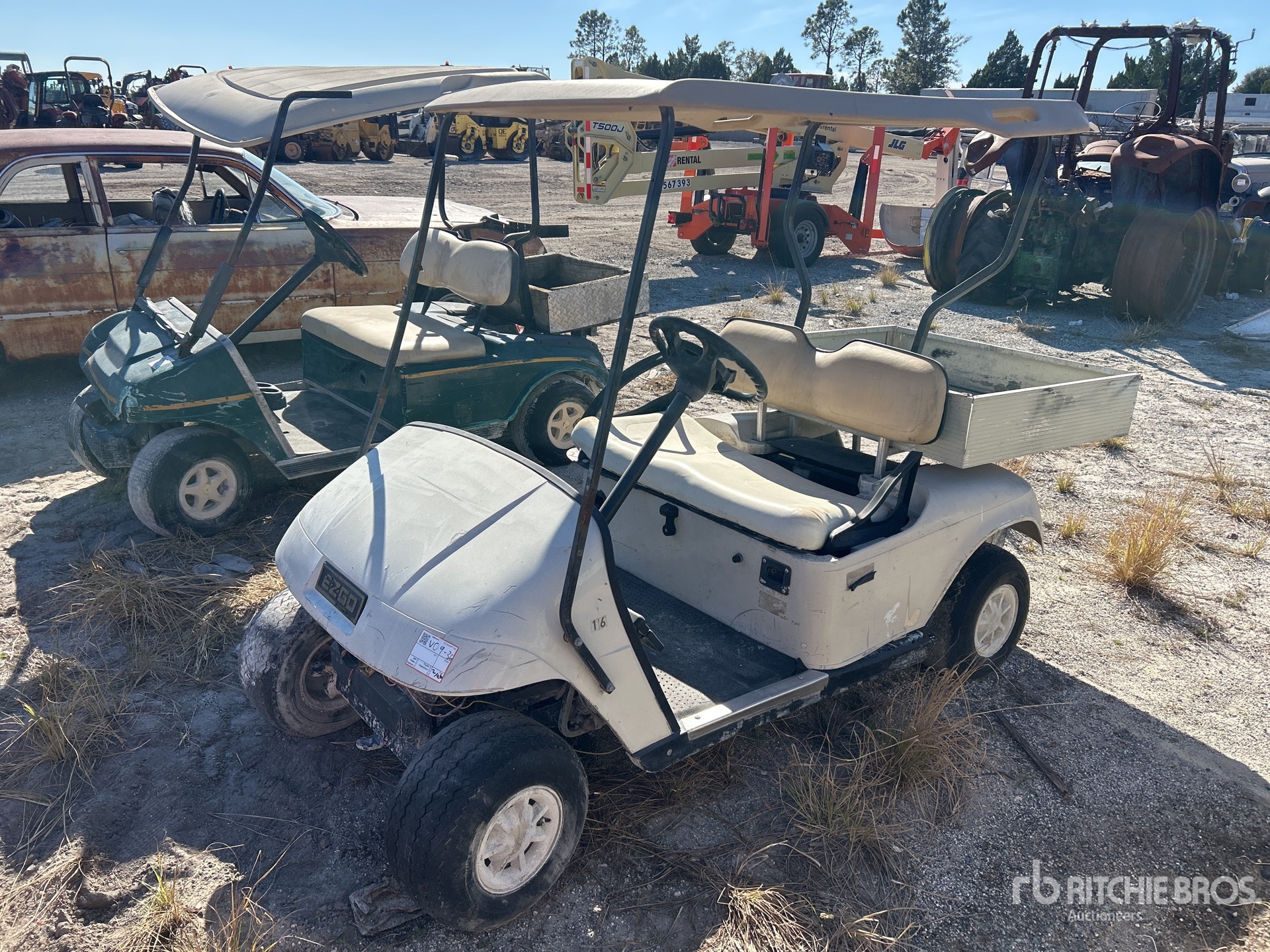 General Appearance with Bild, Ecke vorne links