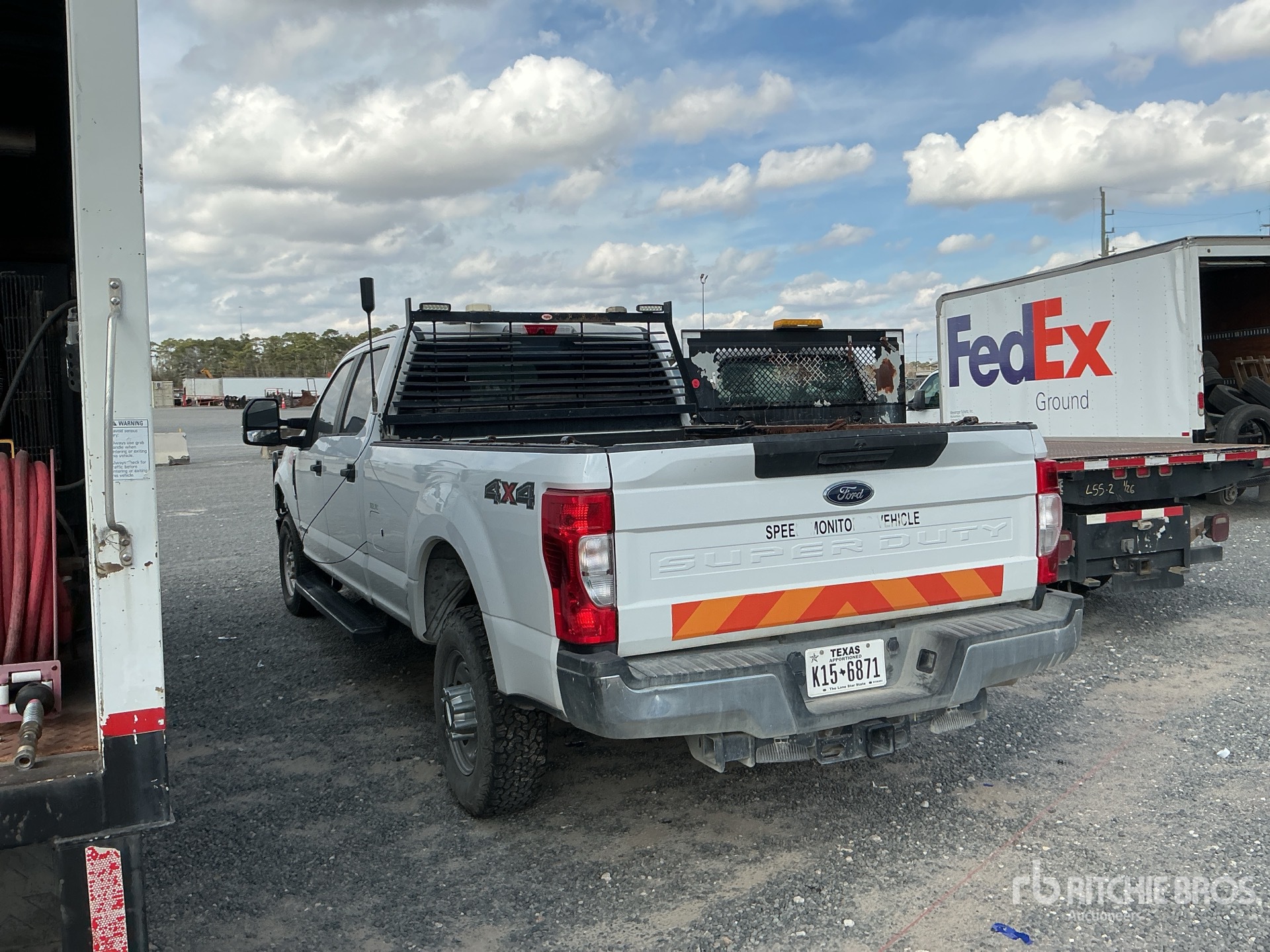 General Appearance with Imagen: esquina trasera izquierda