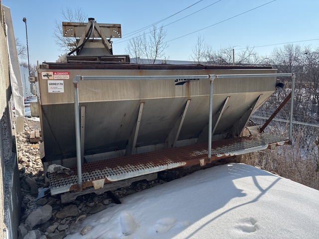 Hydraulic Salt Spreader