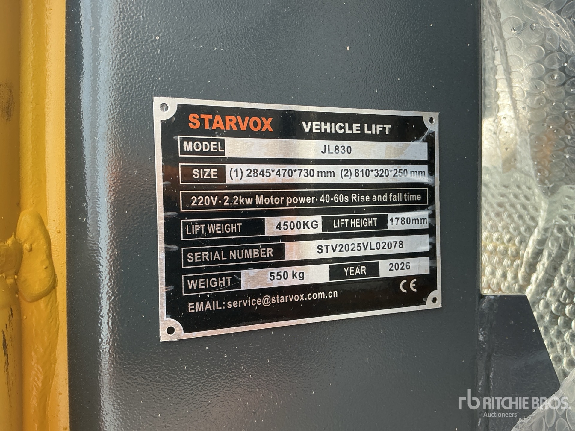 General Appearance with Serial Number / VIN