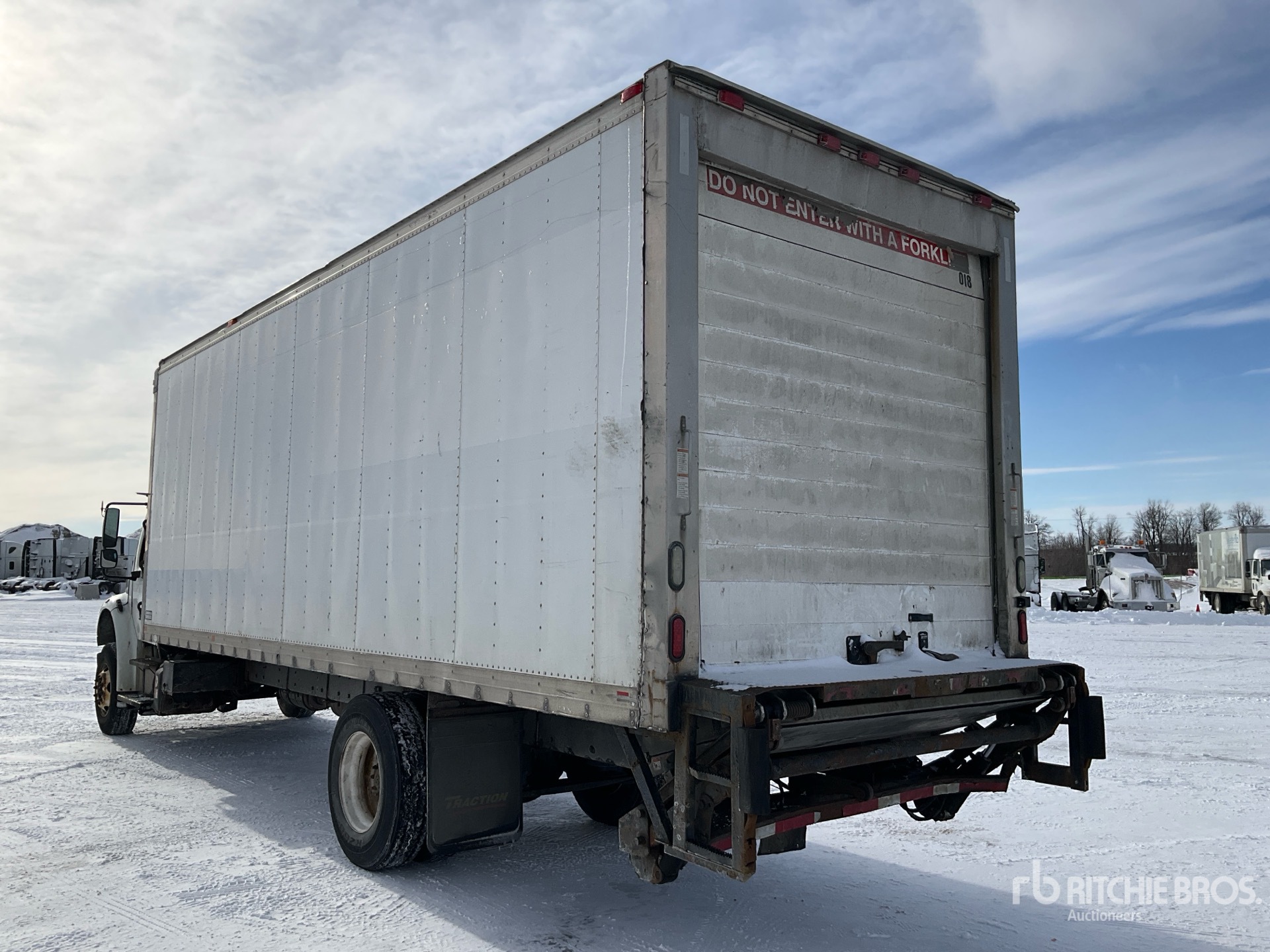 General Appearance with Imagen: esquina trasera izquierda