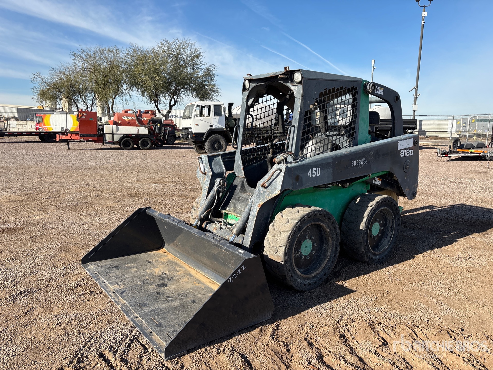 General Appearance with Picture, Left Front Corner