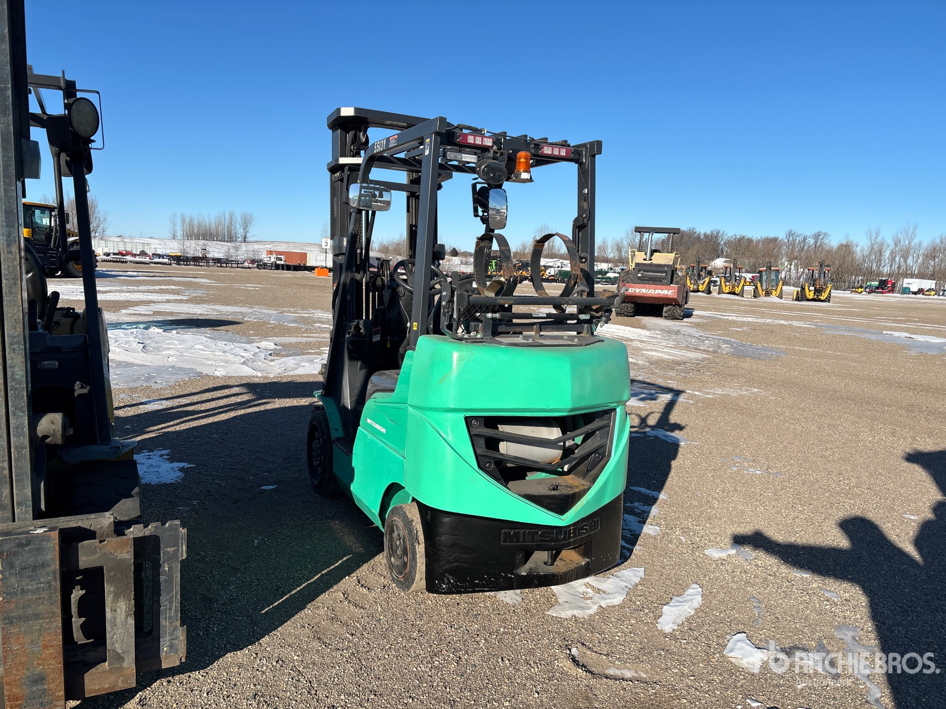 General Appearance with Foto, angolo posteriore sinistro