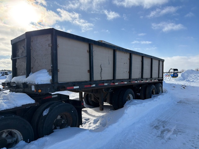 1978 Fruehauf 29 ft T/A Logging/Stone Flatbed Trailer