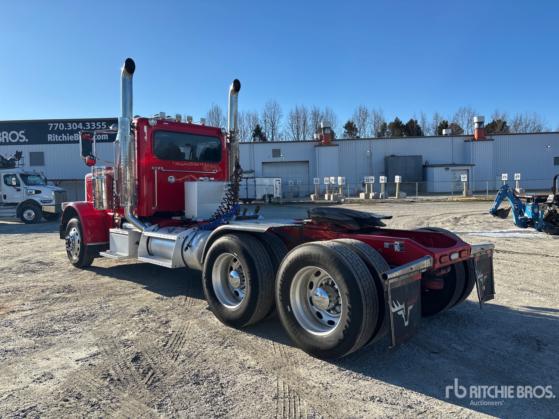 Aspect général with Image, coin arrière gauche