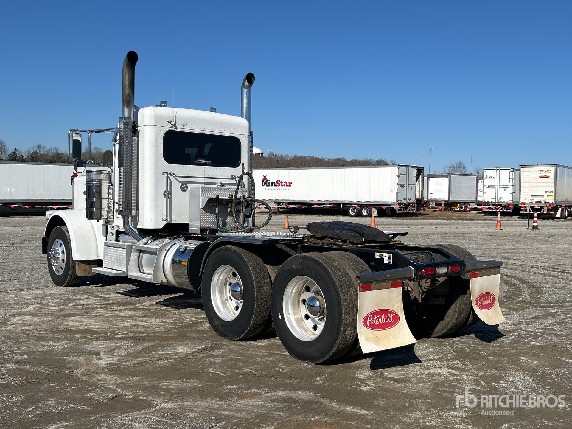 Aspect général with Image, coin arrière gauche