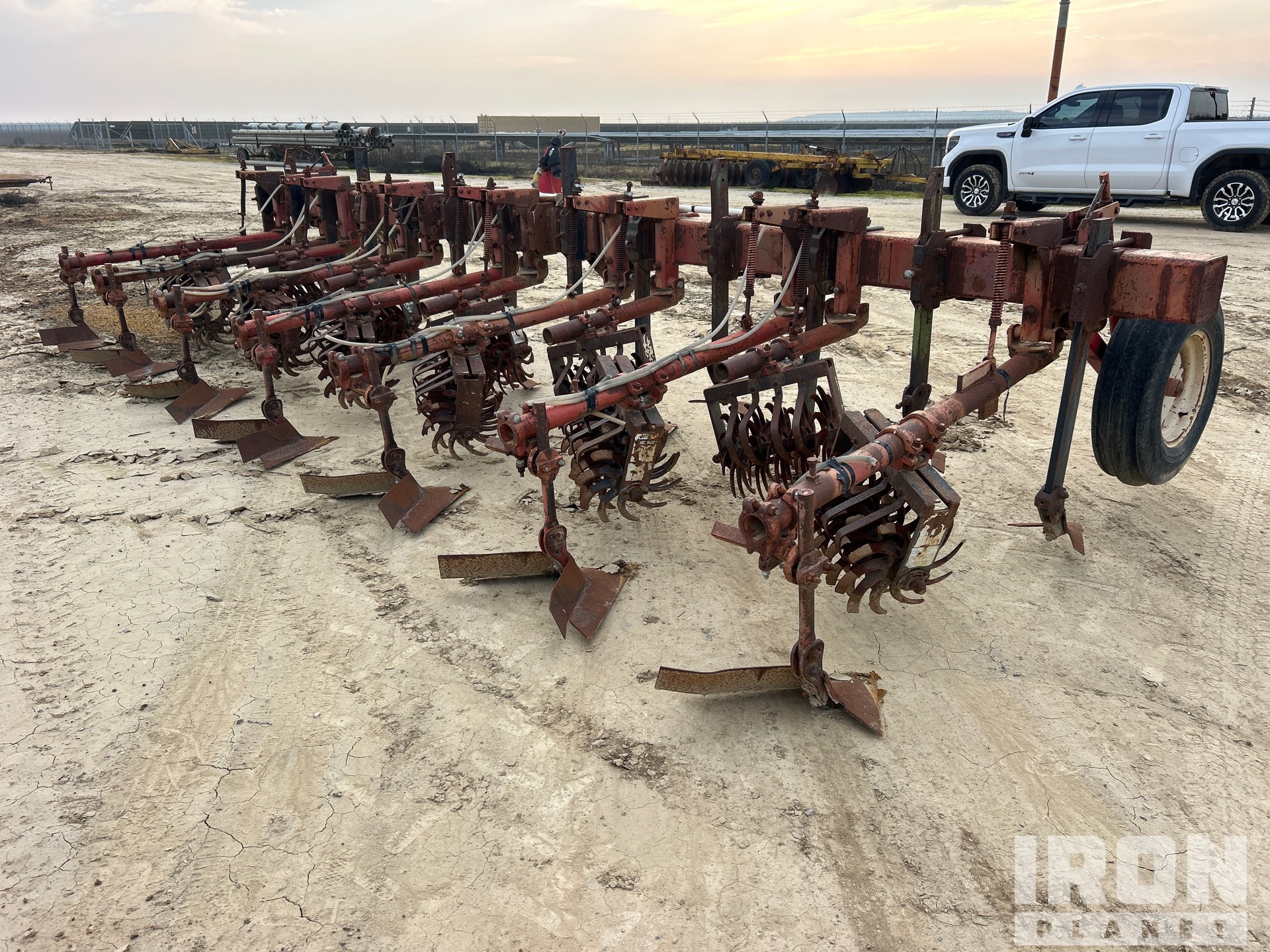 General Appearance with Bild, Ecke hinten rechts